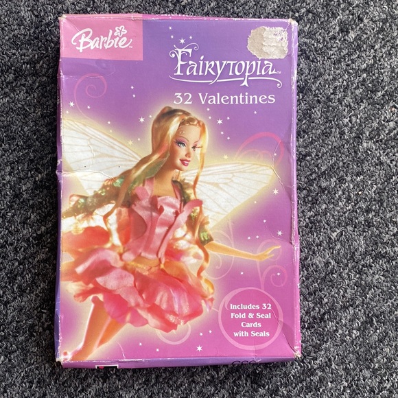NEW/Unopened Rare Collectible Barbie 2002 Calendar, 2005 Valentines and Magnet - Picture 4 of 8